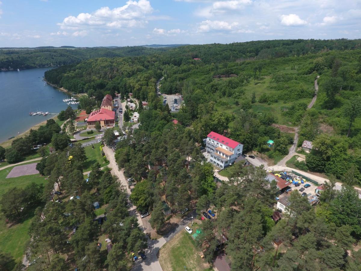 Hotel U Plaze Vranov nad Dyji Bagian luar foto