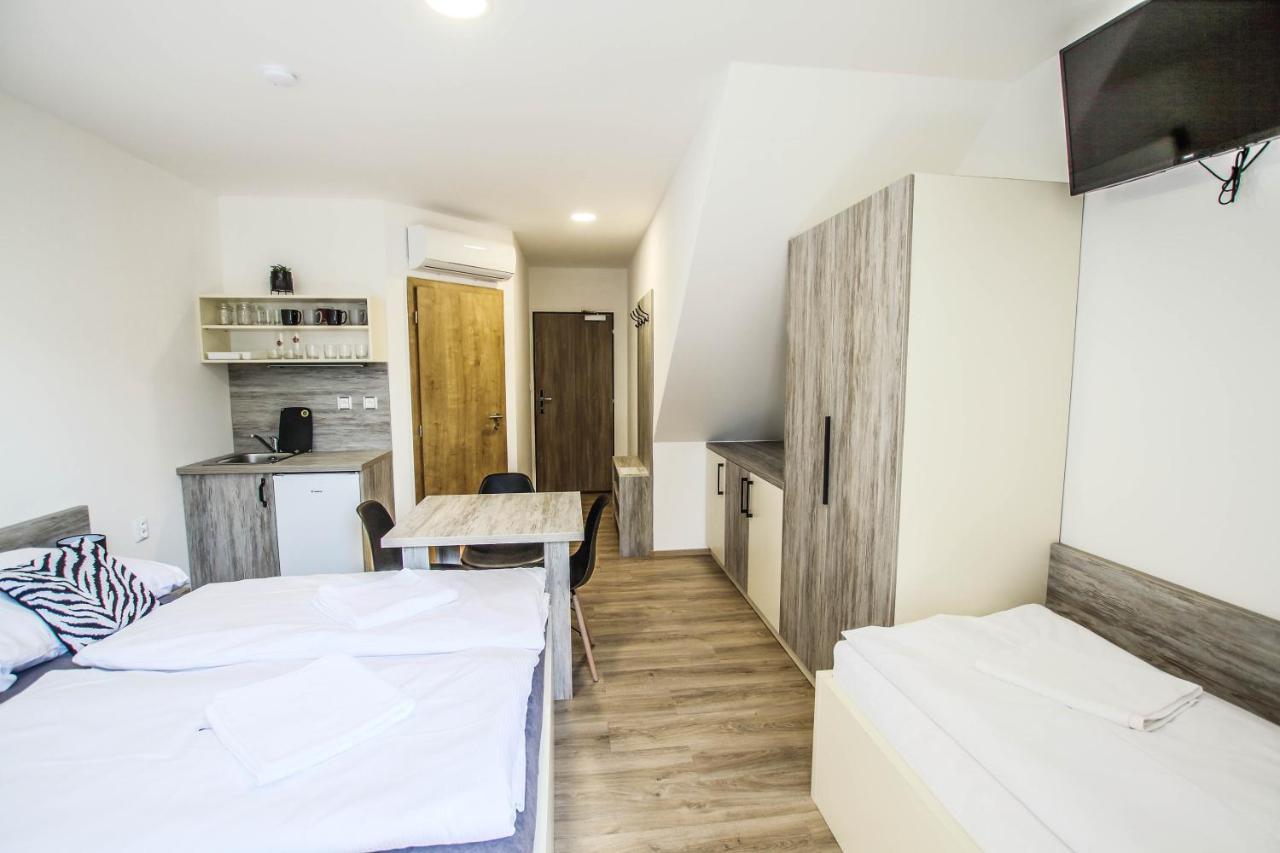 Hotel U Plaze Vranov nad Dyji Bagian luar foto