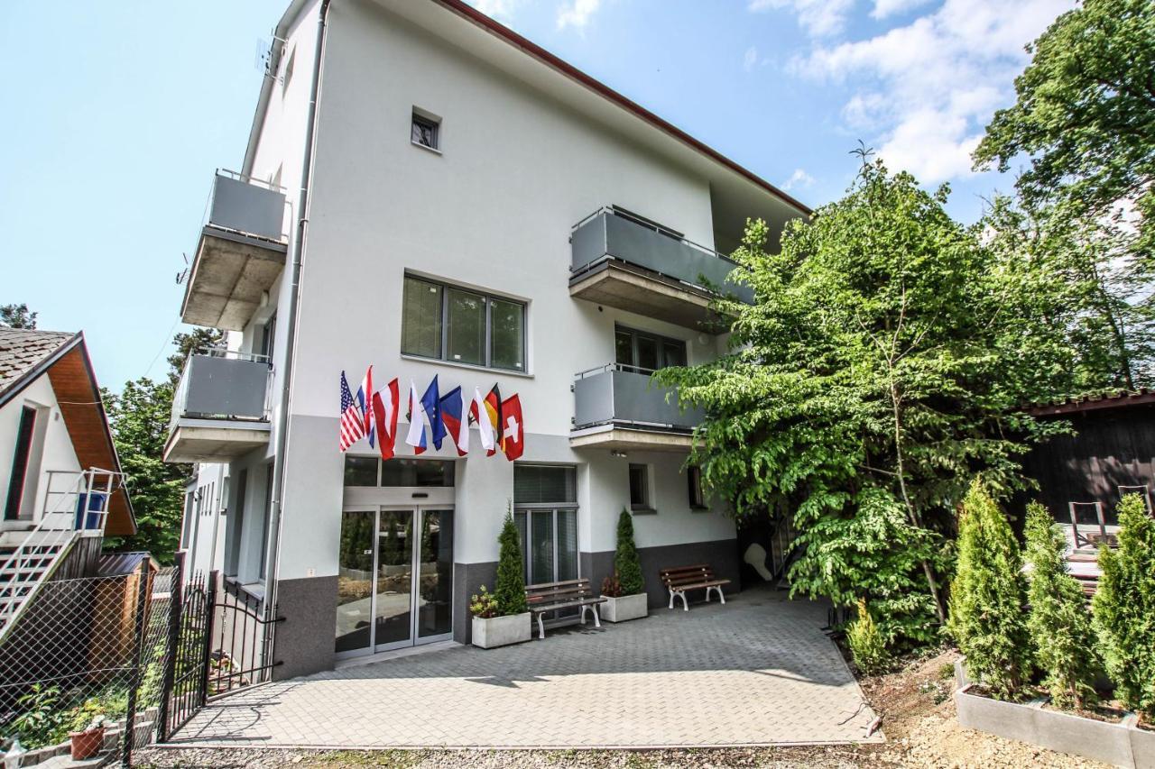 Hotel U Plaze Vranov nad Dyji Bagian luar foto