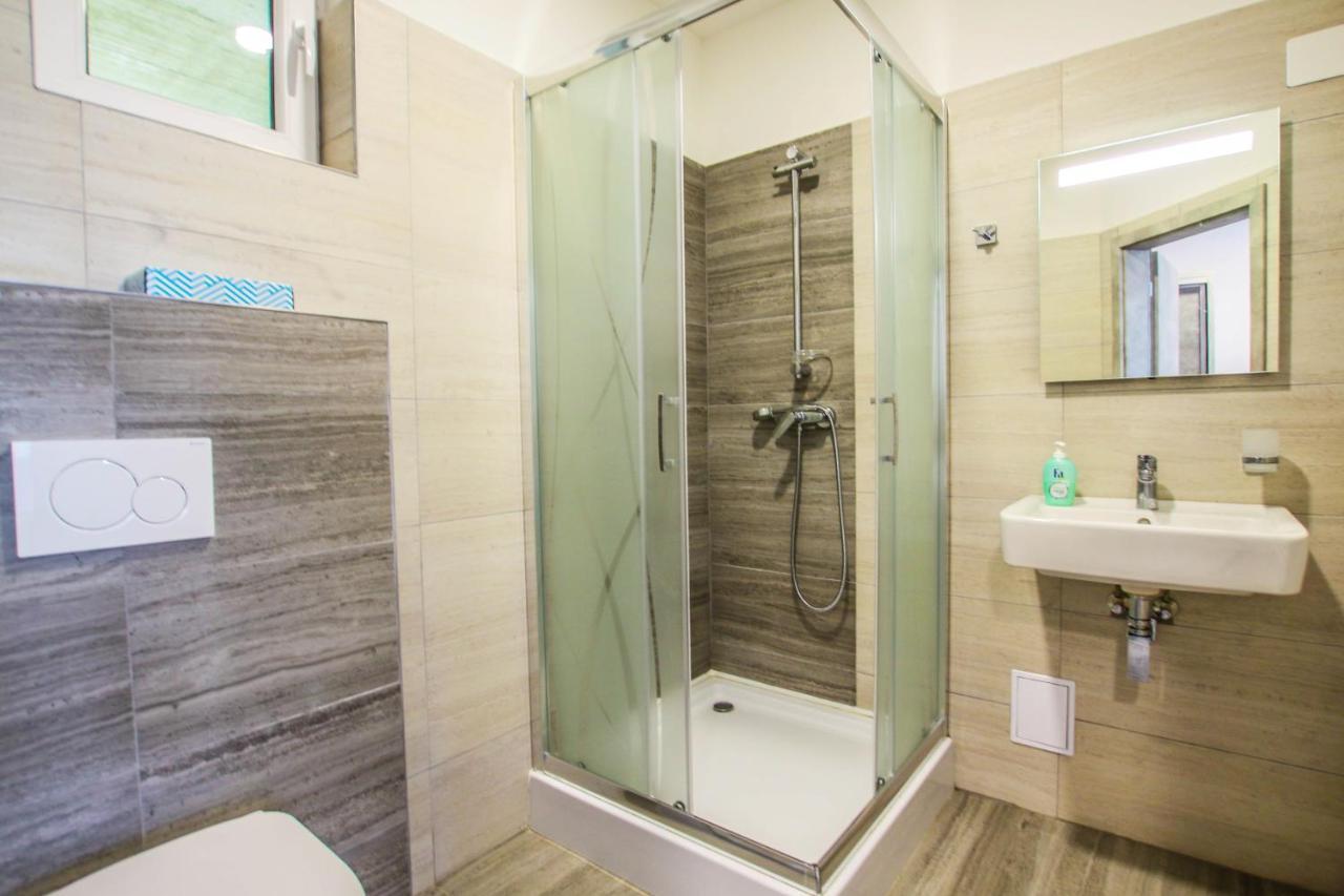 Hotel U Plaze Vranov nad Dyji Bagian luar foto
